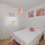 Cubo's Mis Seis Soles Nyaraló Coín